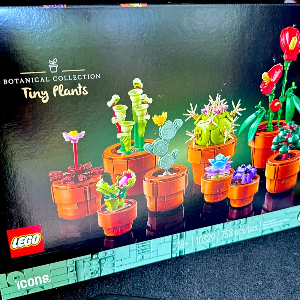 New🌷LEGO Tiny Plants- Botanical Collection- 758 Pieces- Garden-Cactus- flowers